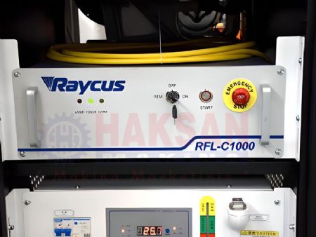 Raycus Rezenatrl ok Fonksiyonlu 2 KW Fiber Lazer Kaynak Makinas 