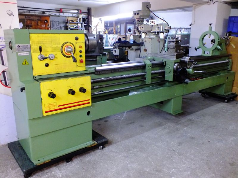 Used Bulgarian 3 Mt Lathe Machine