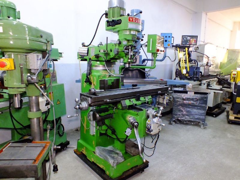 2.El Kullan�lm�� Kal�p�� Freze Tezgah� Dijitalli 3 Eksen Motorlu