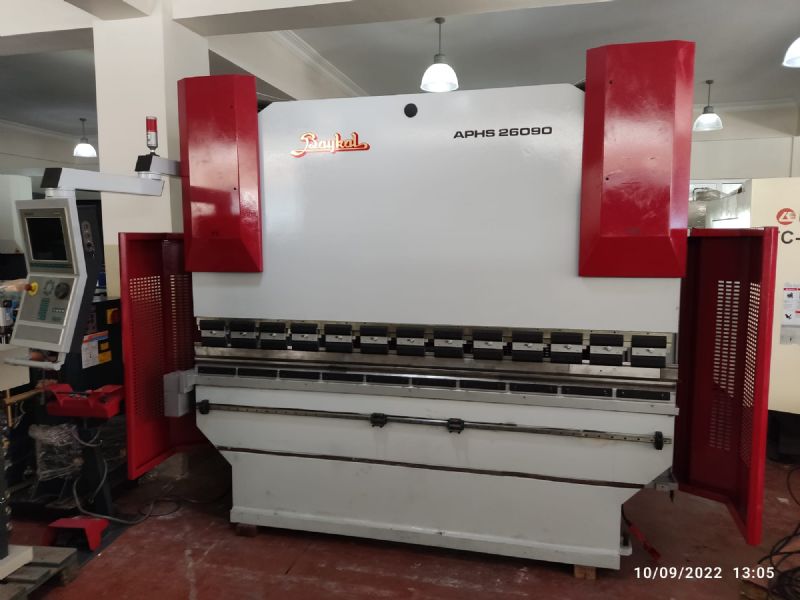 BAYKAL KULLANILMI� ABKANT APHS 2600 X 90T X 6MM 4 EKSEN CNC H�DROL�K ABKANT PRES
