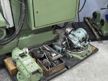 Kullanlm Rus Ko Bal niversal Freze Tezgah-3 Eksen anzman Otomatikli-Full Takml-Dijitalli