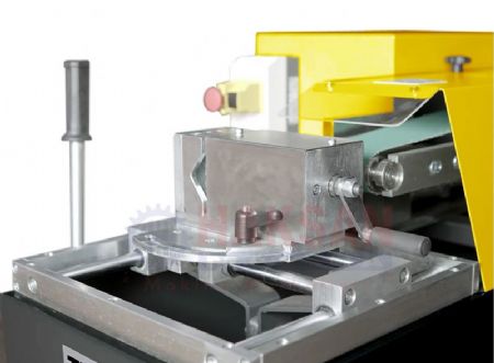 Profil ve Boru Kurta�z�-Kaynaka�z� A�ma Makinas�