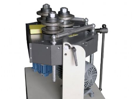 Yatay-Dikey �al��abilen 3 Toplu Motorlu Boru ve Profil K�v�rma Makinas�